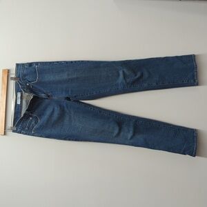 Levi's straight leg 505 medium wash jeans size 4 M